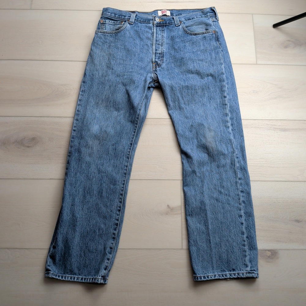 Vintage Y2K Levis 501 Original Straight Leg Jeans Mens 36x30 Medium Wash Blue